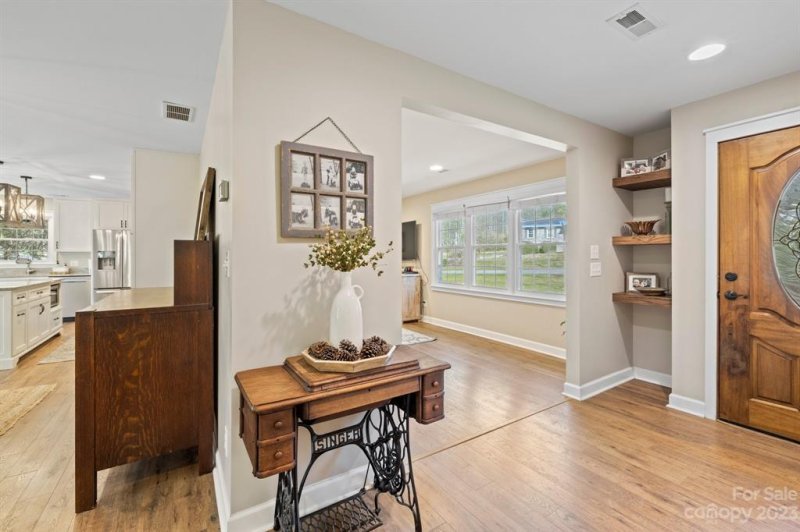 Property image 5 at 215 Shannon Road, Hendersonville, NC 28791