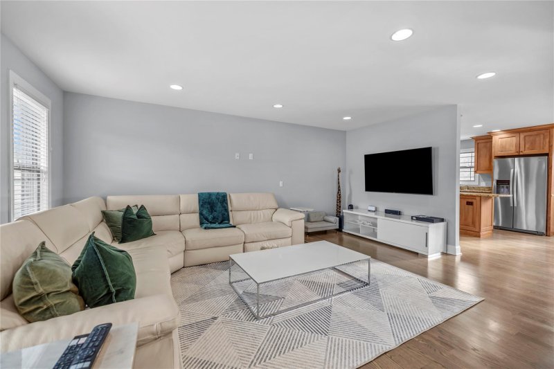 Property image 5 at 1592 Farmington Hills Drive, Conover, NC 28613