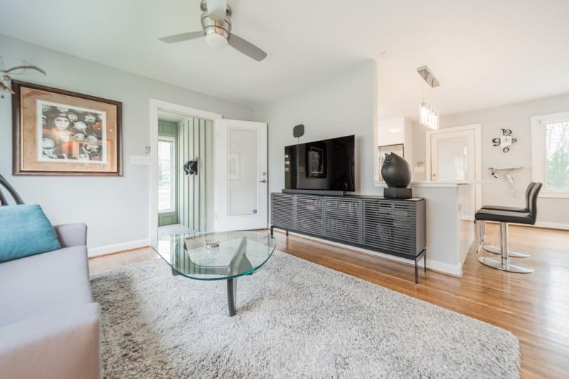 Property image 5 at 3451 Airlie Street, Charlotte, NC 28205