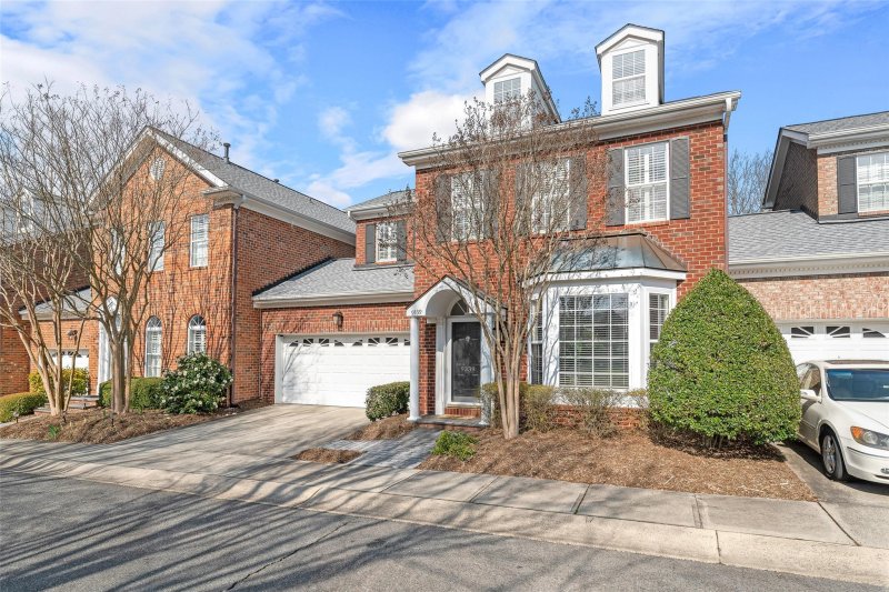 Property image 2 at 9339 Bonnie Briar Circle, Charlotte, NC 28277
