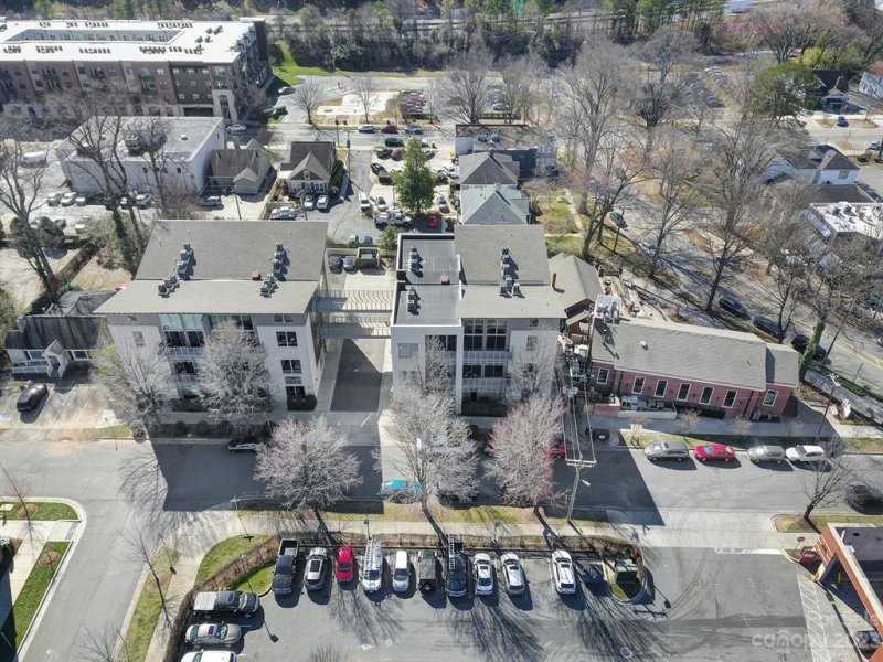 2116 Mcclintock Road