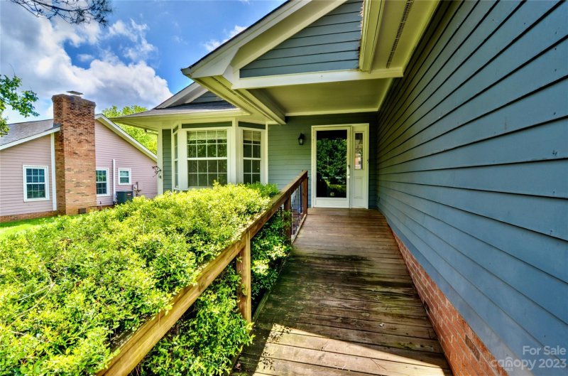 Property image 3 at 2915 Cherry Blossom Court, Fort Mill, SC 29715