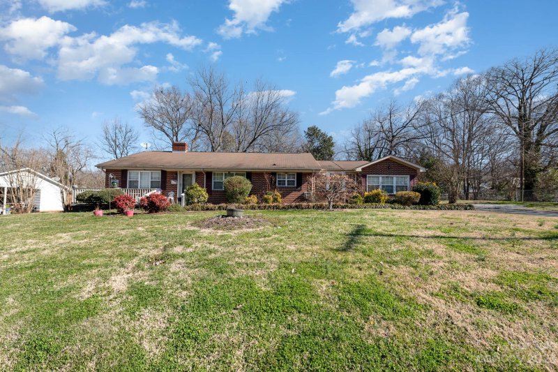 Property image 3 at 208 W Newton Street, Spencer, NC 28159