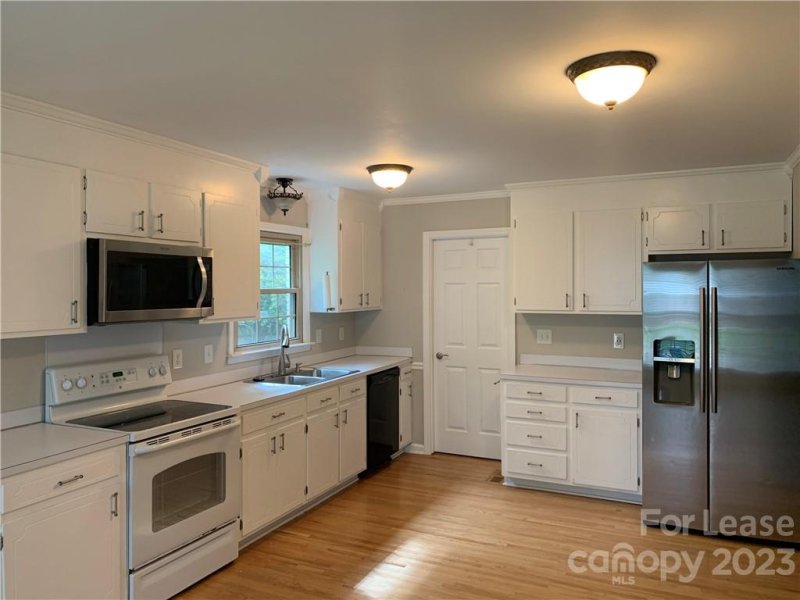 Property image 2 at 1130 Cheddington Drive, Charlotte, NC 28211