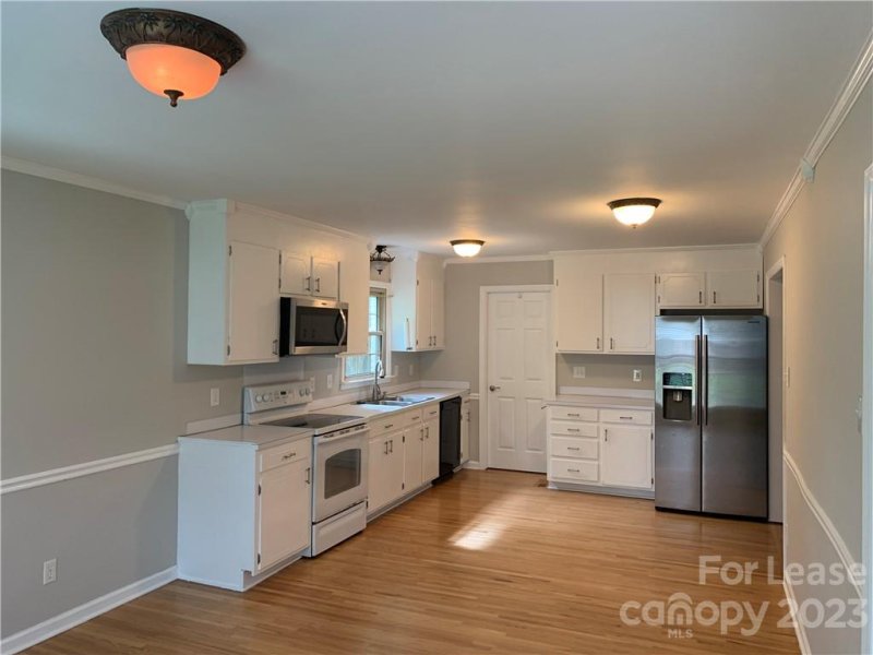 Property image 4 at 1130 Cheddington Drive, Charlotte, NC 28211