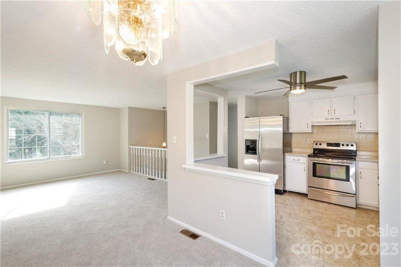 Property image 2 at 11506 Antebellum Drive, Charlotte, NC 28273