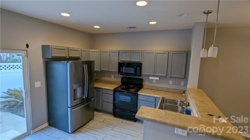 Property image 5 at 422 Delta Drive, Fort Mill, SC 29715