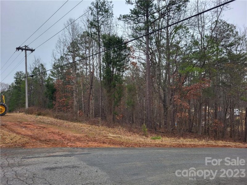 Property image 3 at 7 Mary Circle, Concord, NC 28025