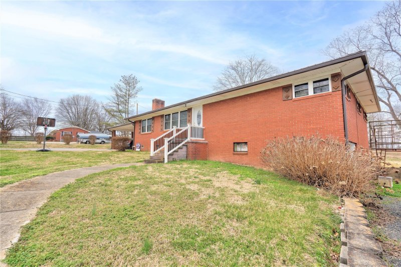 Property image 3 at 1681 1685 Fallston Road, Shelby, NC 28150