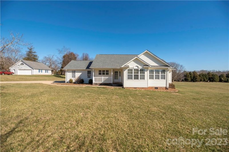 Property image 3 at 133 Lynnette Drive, Mt Ulla, NC 28125