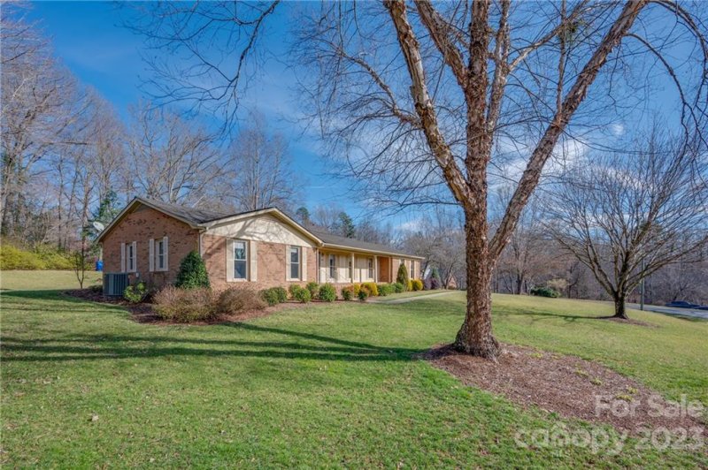 Property image 4 at 395 Fairforest Drive, Rutherfordton, NC 28139