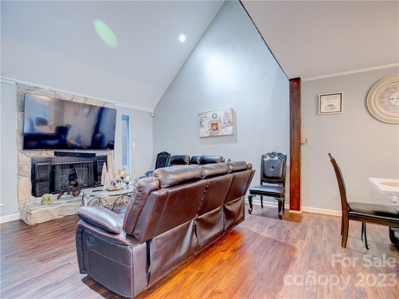 Property image 3 at 7705 Oak Canyon Lane, Charlotte, NC 28227