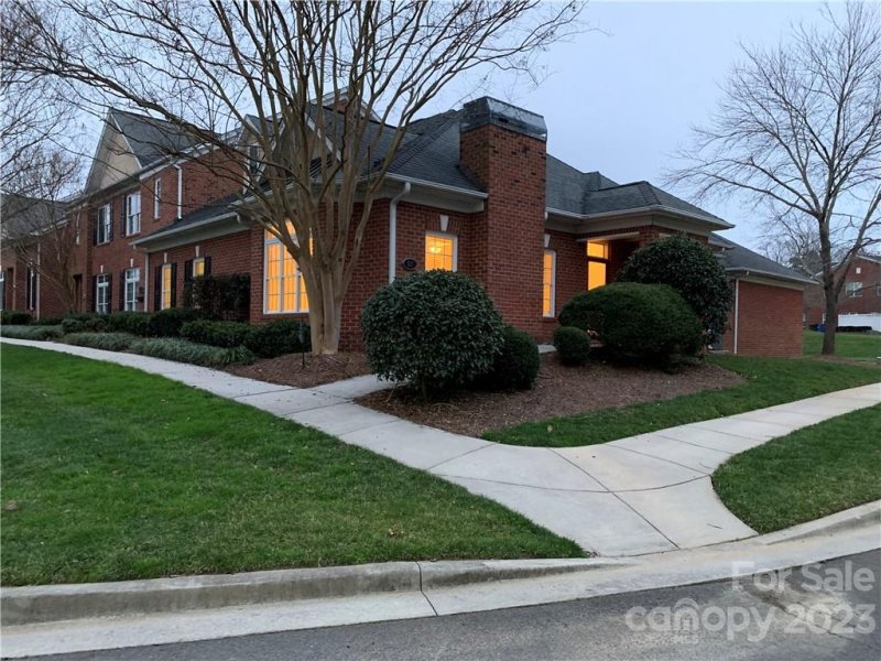 Property image 2 at 527 Wilmslow Road, Rock Hill, SC 29730