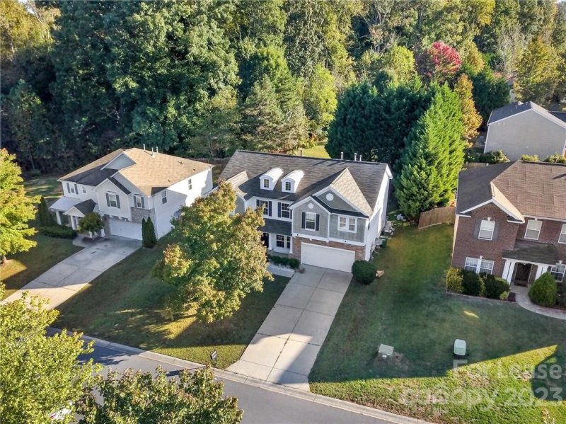 Property image 2 at 7612 Brookwood Valley Lane, Mint Hill, NC 28227