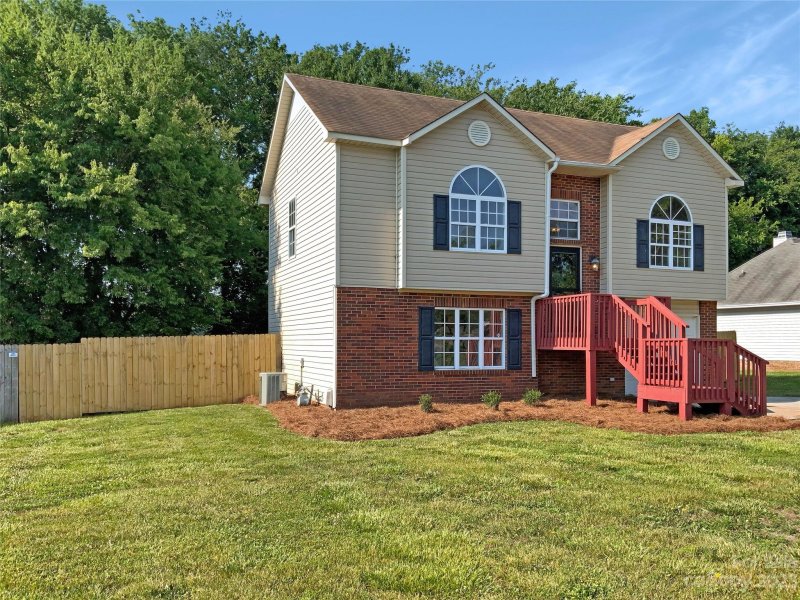 Property image 2 at 4449 Fawnbrook Avenue, Concord, NC 28027