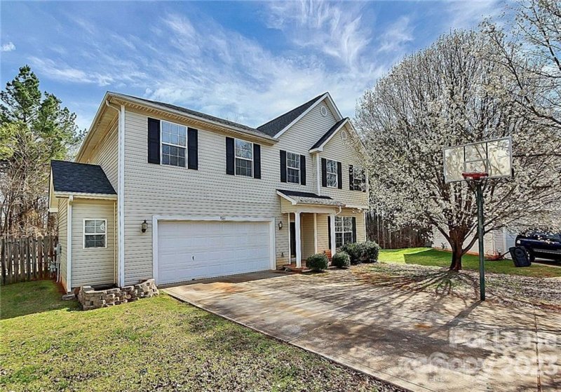 Property image 2 at 7005 Winter Garden Drive, Concord, NC 28025