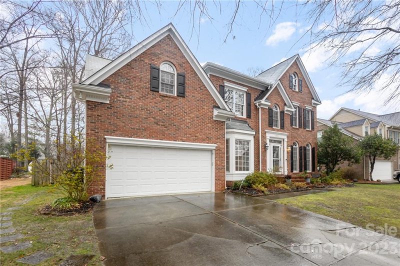 Property image 2 at 6701 Lyndonville Drive, Charlotte, NC 28277