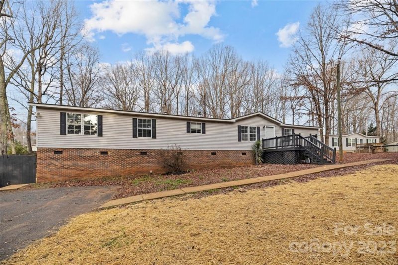 Property image 3 at 209 Lansdale Avenue, Lincolnton, NC 28092