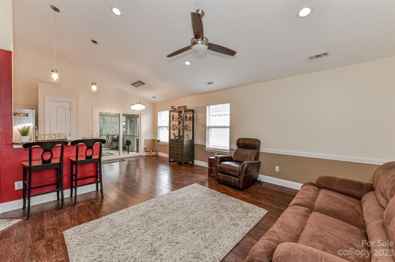 Property image 5 at 212 English Hills Drive, Mooresville, NC 28115