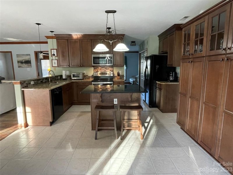 Property image 2 at 2319 Coach House Lane, Kannapolis, NC 28081