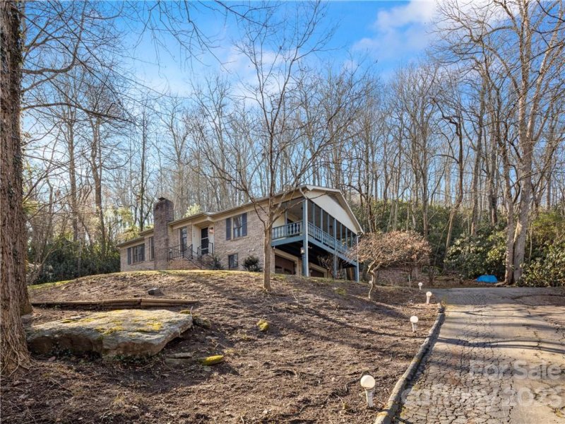 Property image 2 at 104 Harmony Lane, Hendersonville, NC 28791