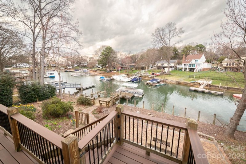 Property image 5 at 21200 Rio Oro Drive, Cornelius, NC 28031