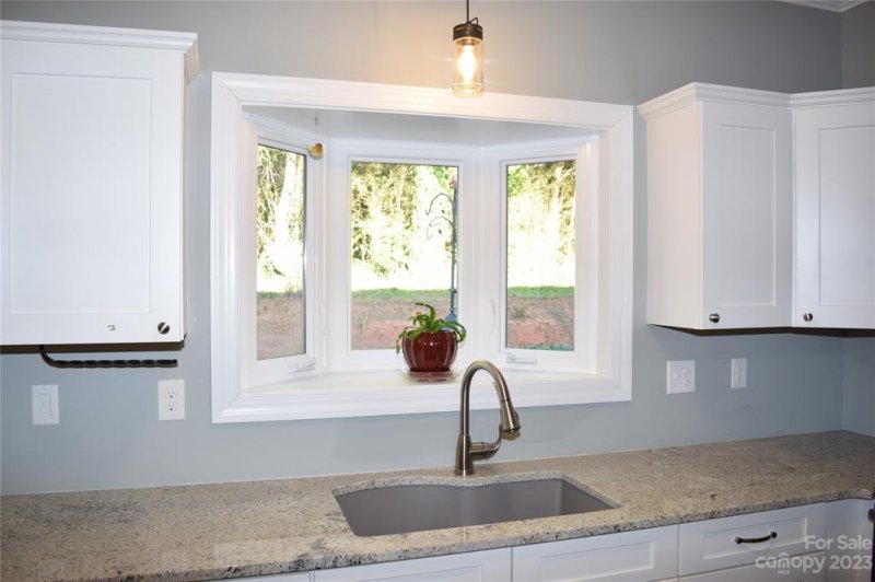 Property image 4 at 505 2nd Street Place, Conover, NC 28613