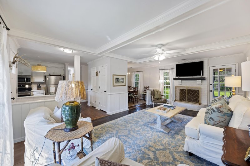 Property image 3 of 1014 Arborwood Drive in Lynwood, Charleston, SC 29412