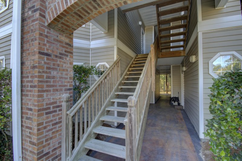 188 Midland Parkway 105