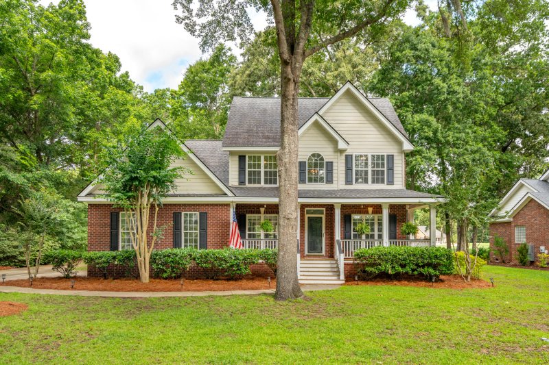 5195 Forest Oaks Drive