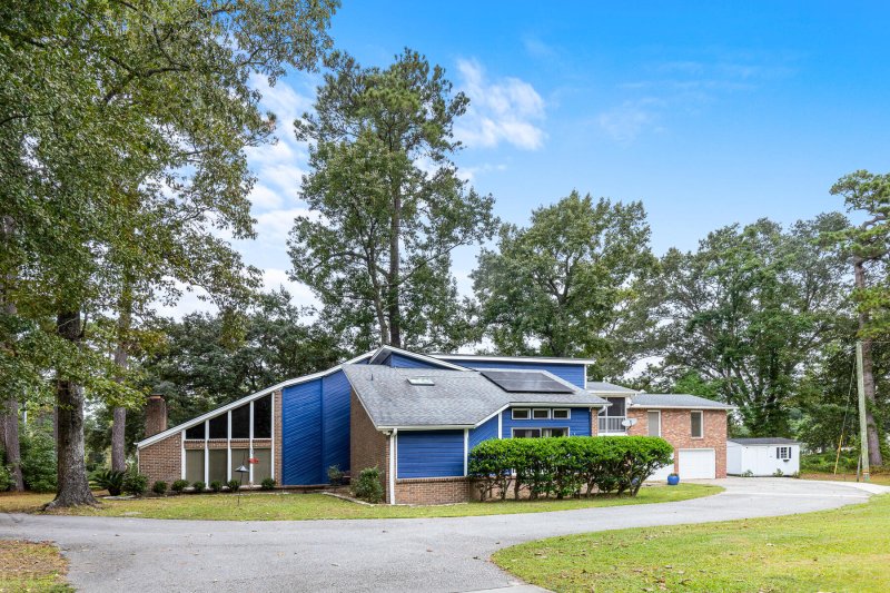 Property image 2 at 112 Goose Creek Drive, Goose Creek, SC 29445