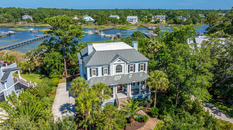 Property image 3 of 2254 Beckenham Drive in Park West, Mount Pleasant, SC 29466