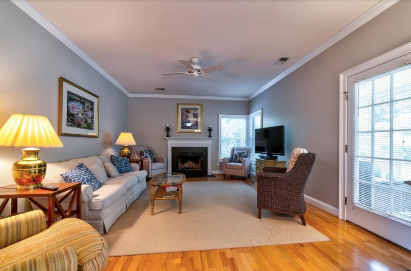 Property image 2 of 1277 Wild Olive Drive in Seaside Farms, Mount Pleasant, SC 29464