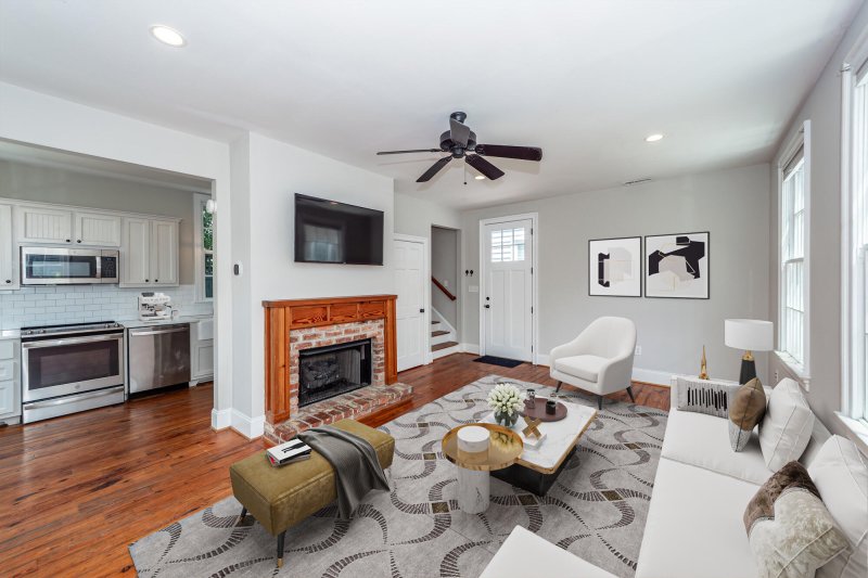 Property image 3 at 9 Bogard St 6f, Charleston, SC 29403