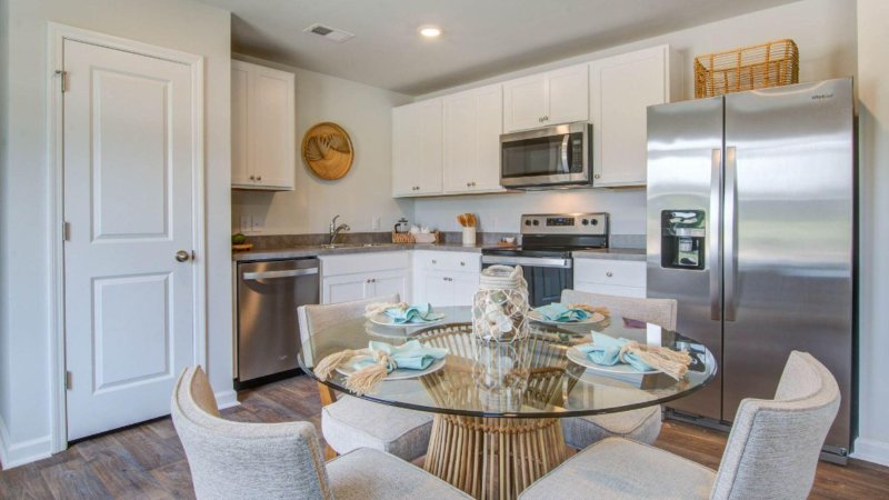 Property image 5 of 6229 Gritman Drive in The Oaks at Center Station, Hollywood, SC 29449