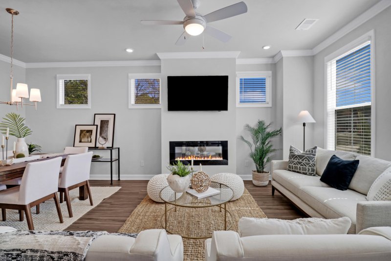 Property image 5 of 139 Brown Swiss Circle in Six Oaks, Summerville, SC 29483