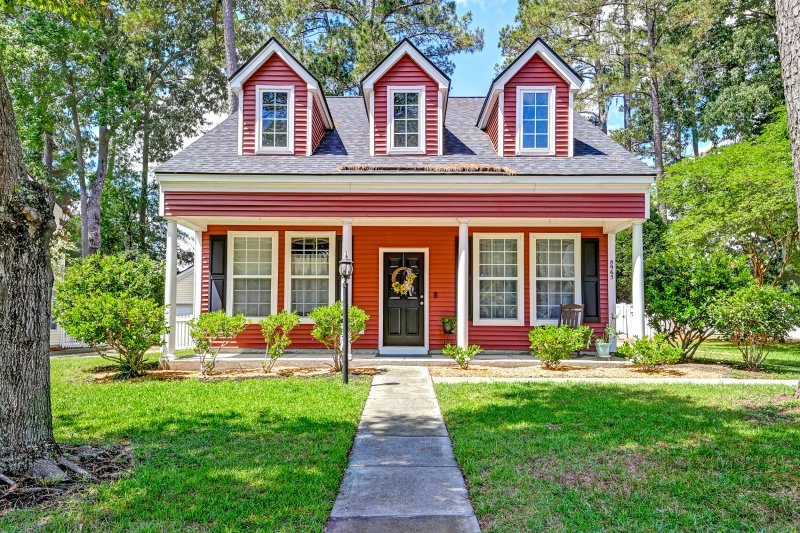 8965 N Red Maple Circle