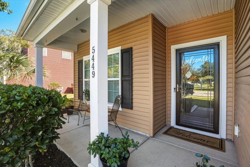 Property image 2 of 5449 Kings River Drive in Taylor Plantation, North Charleston, SC 29420