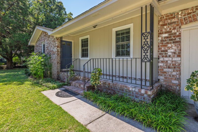 Property image 2 at 1319 Hampshire Road, Charleston, SC 29412