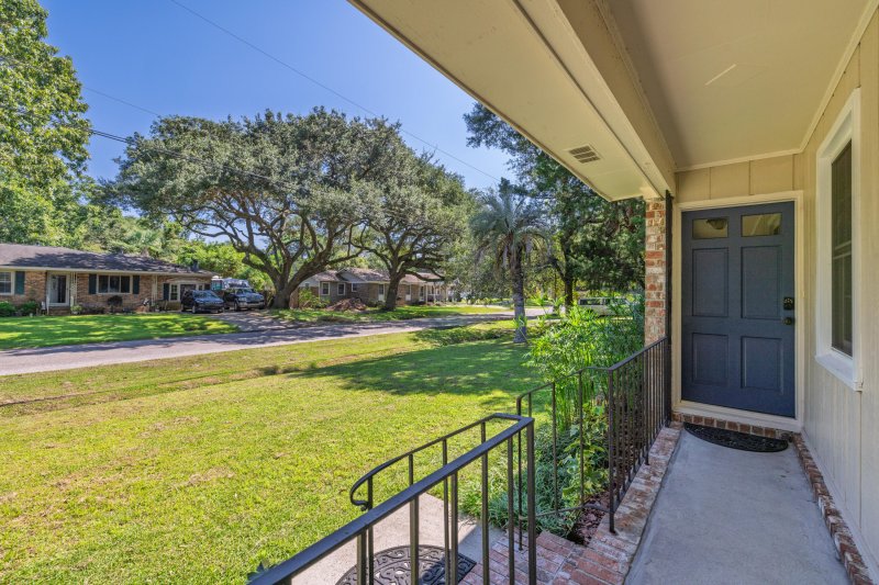 Property image 3 at 1319 Hampshire Road, Charleston, SC 29412