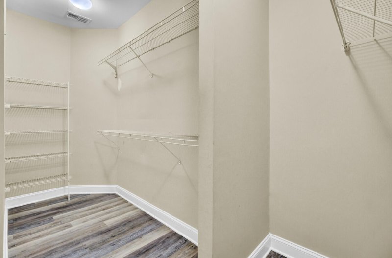 Property image 5 of 114 Lahina Cove in Pine Forest Country Club, Summerville, SC 29483