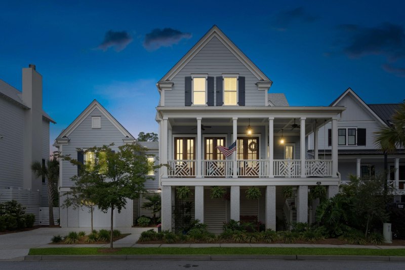 Property image 2 at 396 Bridgetown Pass, Mount Pleasant, SC 29464