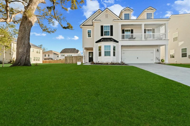 Property image 2 at 1105 Mossy Rock Drive, Summerville, SC 29485