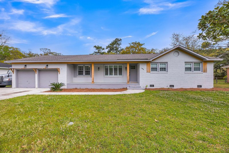 Property image 2 of 764 Creekside Drive in Lighthouse Point, Charleston, SC 29412