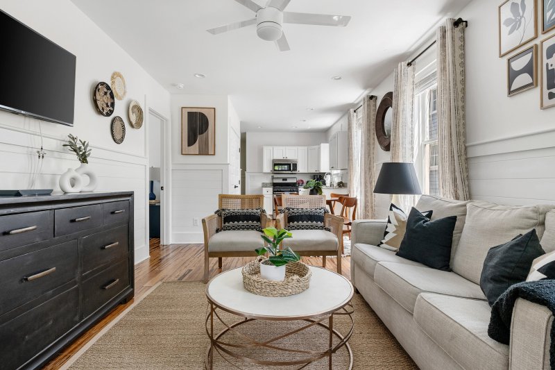 Property image 4 at 170 Spring Street, Charleston, SC 29403