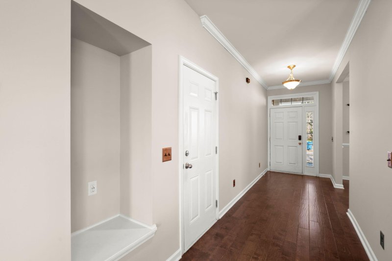 472 Foxbank Plantation Boulevard