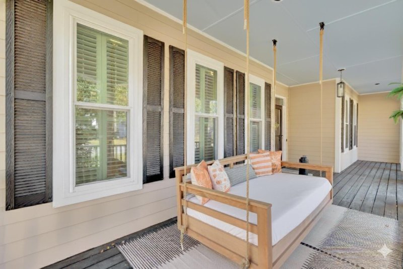 Property image 3 of 1197 Out Of Bounds Drive in Legend Oaks Plantation, Summerville, SC 29485