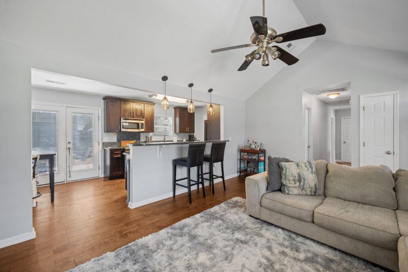 Property image 2 of 2880 Thunder Trail in Summertrees, Johns Island, SC 29455