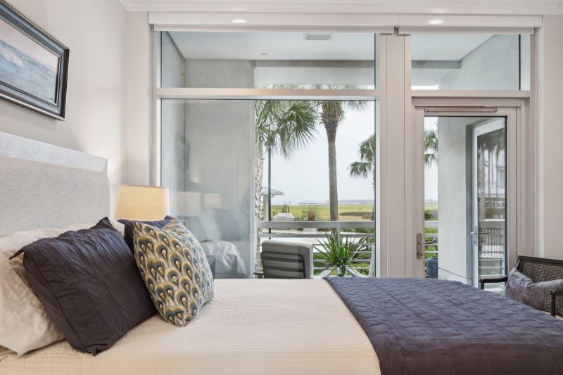 Property image 2 of 316 Cooper River Drive in Tides Condominiums, Mount Pleasant, SC 29464