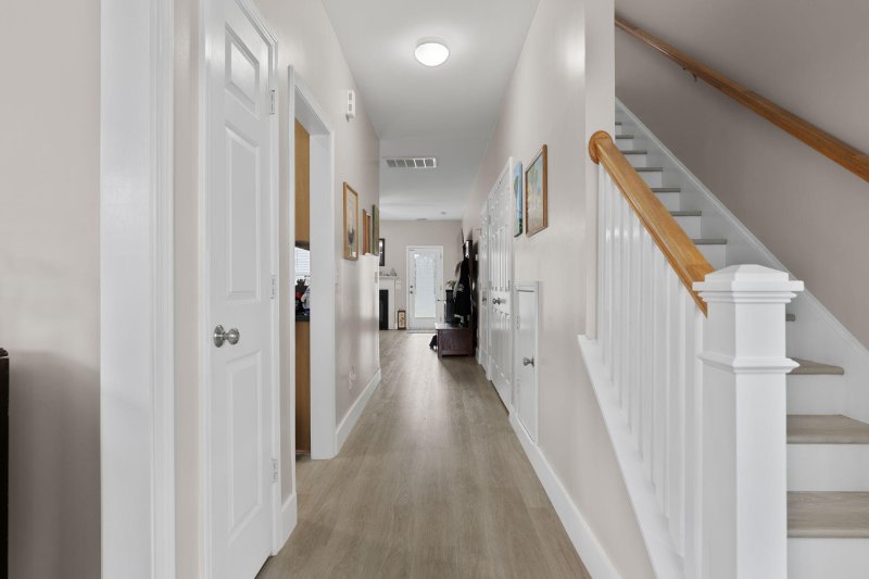 Property image 5 of 106 Cordoba Court in Liberty Hall Plantation, Goose Creek, SC 29445